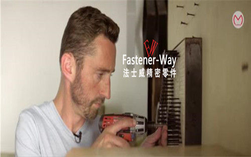 螺絲藝術家Andrew作畫 螺絲藝術家Andrew作畫